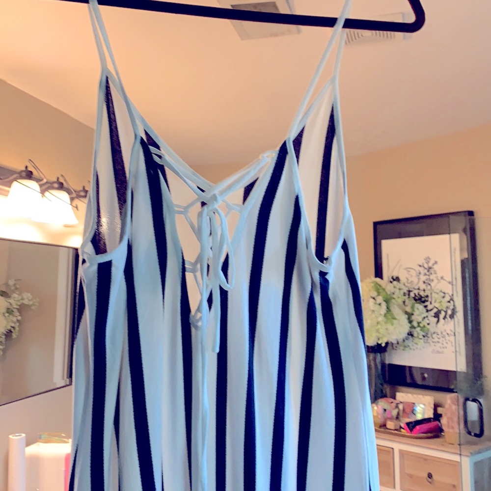 Sexy strap dress with crisscross stripes